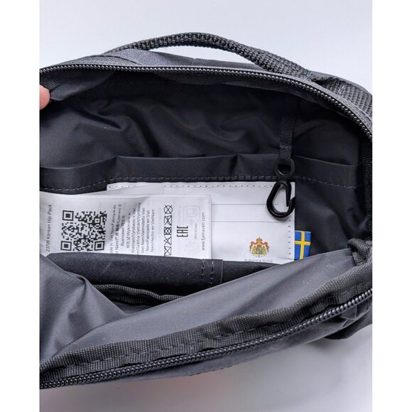 Fjallraven Kånken Unisex Small Hip Pack NWT NEW Black Hiking Fanny Bag Zip Up - Picture 5 of 5